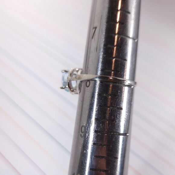 Sky Blue Topaz 2 Carats Ring Size 8 - Picture 11 of 11